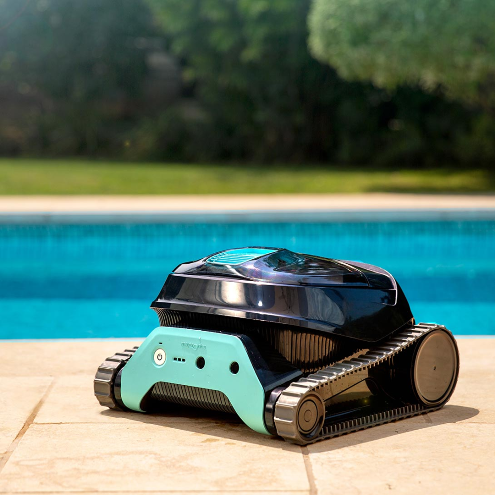 Liberty 300 Cordless Robotic Dolphin Cleaner | Royal Swimming Pools